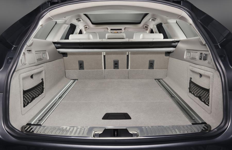 Багажник Jaguar XF 2.0d Sportbrake 2017 года  (WW) (фото 24 из 47)